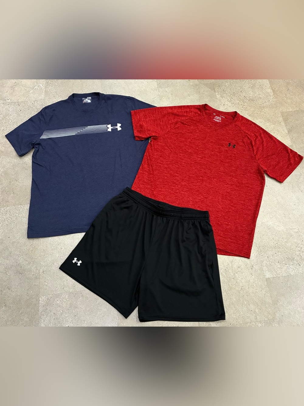 Men’s UNDER ARMOUR Short Sleeve Shirts & Athletic Shorts, sz XL